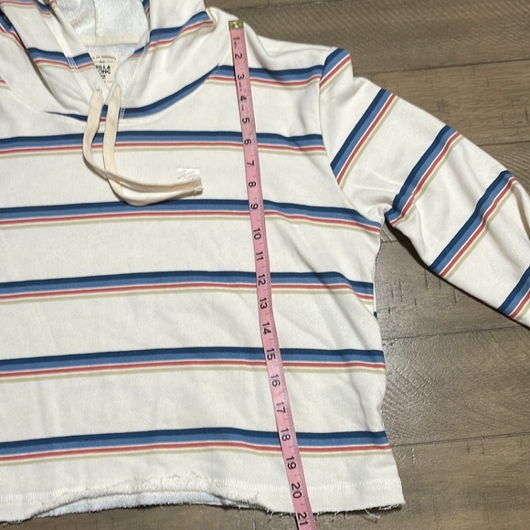 Billabong Women’s Short Story Hoodie NWOT - Picture 10 of 10